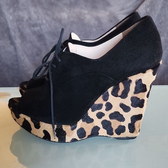 Prada Animal Print Leather Heels - Picture 3 of 12